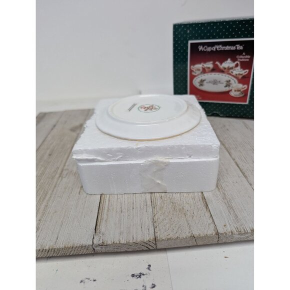 A Cup Of Christmas Tea Mini Vintage Tea Set Bone China in Box CT133 1995 - Picture 13 of 13